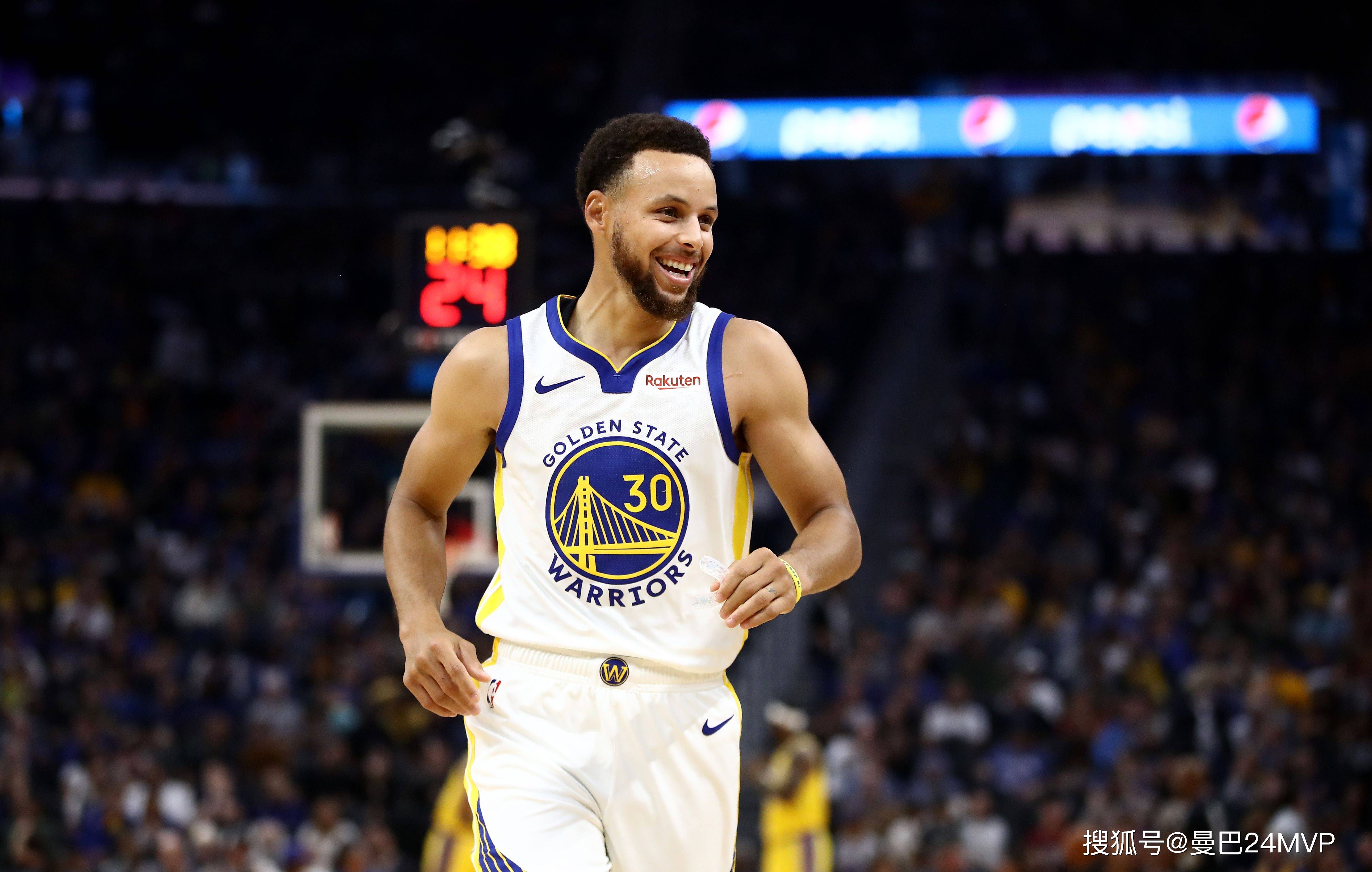 帕尔马官方：铃木彩艳左手中指及手舟骨复合骨折，将接受手术（帕尔马官宣：铃木彩艳左手中指与腕舟骨复合性骨折，将接受手术治疗）