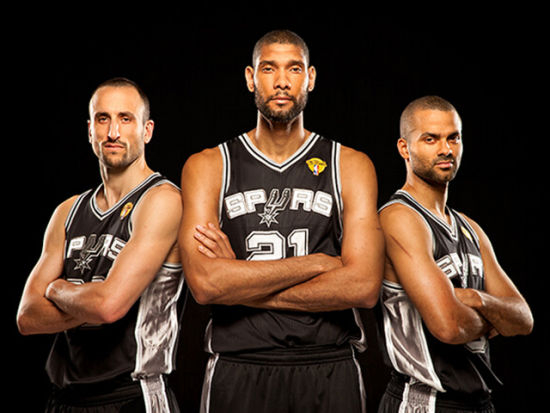 本赛季对阵意甲9强，仅垫底的佛罗伦萨输球场次比国米更多（本季对阵意甲九强，国米输球次数仅次于垫底佛罗伦萨）