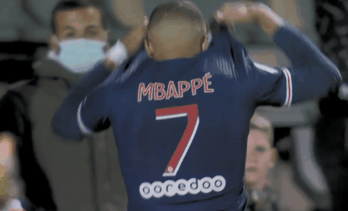 阿尔卡拉斯为了表演赛也是拼了，不过这种e人性格观众是肯定愿意买票的