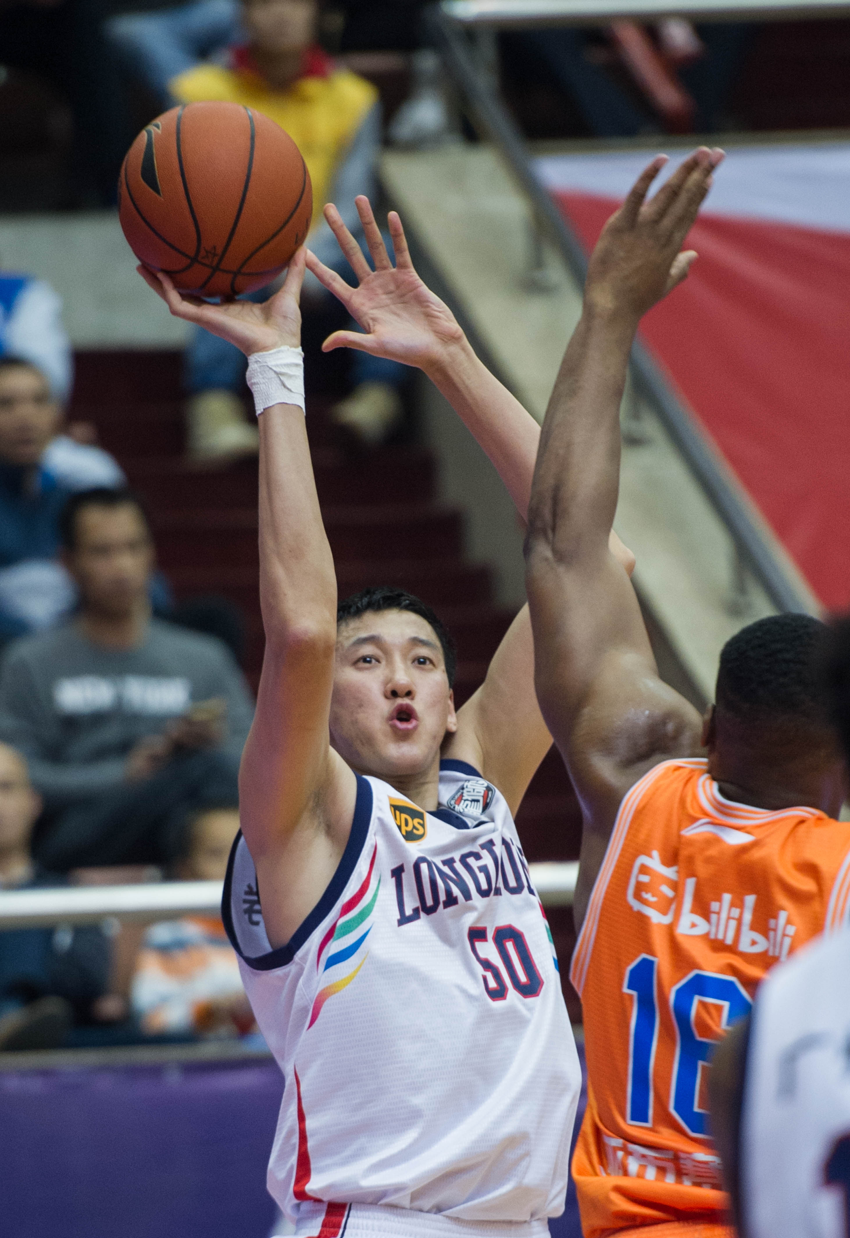 小蜘蛛：如果多进几球，终场阶段本可以踢得不那么惊险（小蜘蛛：若能再进几球，收官阶段就不至于如此惊险）