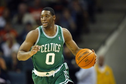 开拓者对阵雷霆伤病报告：布莱克骨折，克林根出战成疑（开拓者vs雷霆伤情更新：布莱克骨折，克林根出战存疑）