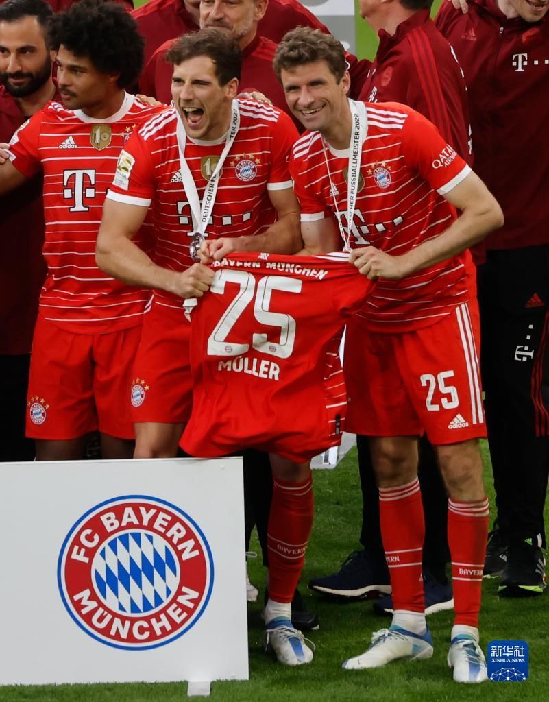 阿森纳3-1完胜拜仁，五档次差距尽显，欧冠小组赛掀翻对手