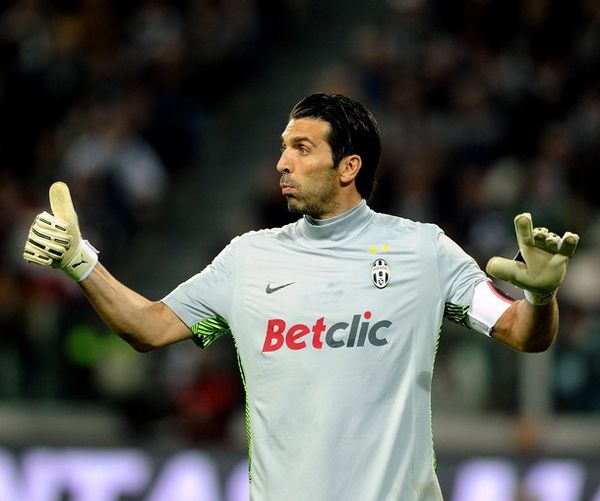 欧冠战报：巴斯克尼亚主场88-78力克米兰，豪取六连胜！（欧冠快讯：巴斯克尼亚主场88-78击败米兰，收获六连胜！）