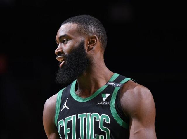 马卡：弗里克希望球队有更多休息，因此取消欧冠赛前踩场训练（马卡：为给球队更多休息，弗里克取消欧冠赛前踩场训练）