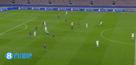 意甲半场：穆哈雷莫维奇传射，萨索洛暂2-1佛罗伦萨