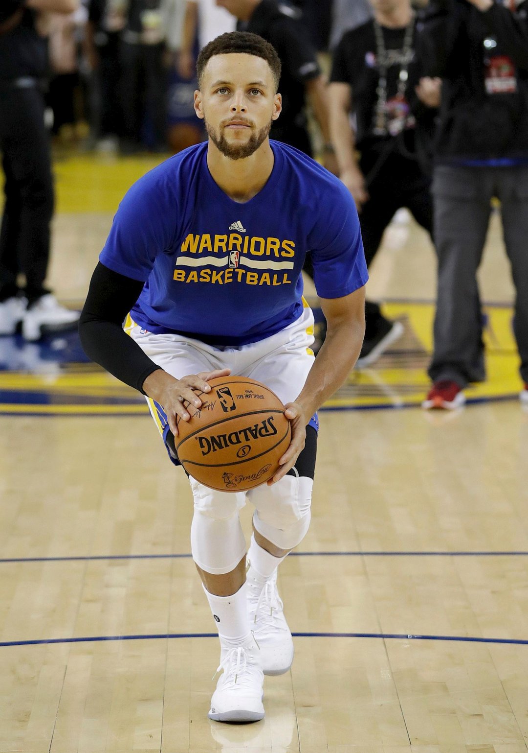 头球破门 头球破门